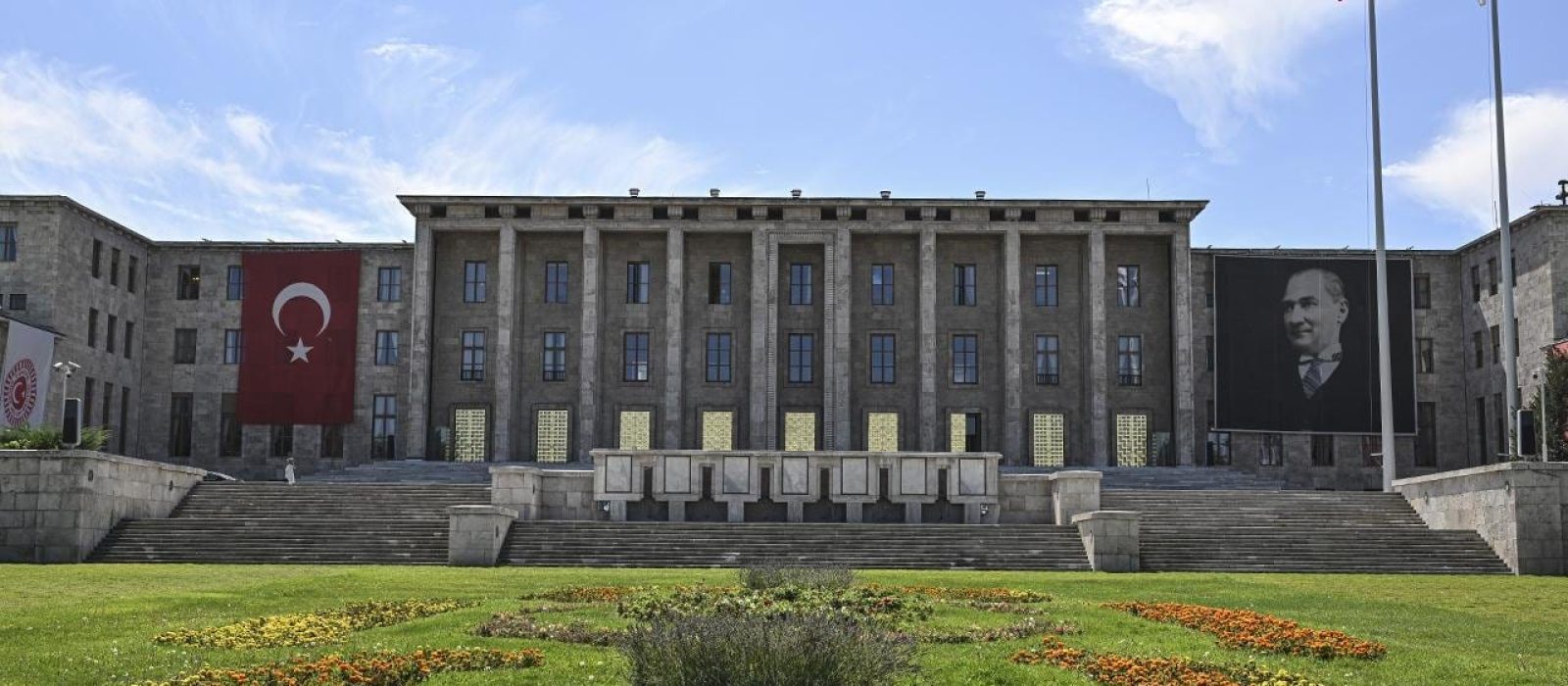 Anayasal Düzene Karşı Suçlara ilişkin Türk Ceza Kanunu Hükümleri – Kayseri Ceza Avukatı – Kayseri Ağır Ceza Avukatı – Ceza Hukuku – Ağır Ceza Mahkemesi – Kayseri Avukat Zülküf Arslan Hukuk Bürosu Anayasal Düzene Karşı Suçlara ilişkin Türk Ceza Kanunu Hükümleri - Kayseri Ceza Avukatı - Kayseri Ağır Ceza Avukatı - Ceza Hukuku - Ağır Ceza Mahkemesi - Kayseri Avukat Zülküf Arslan Hukuk Bürosu