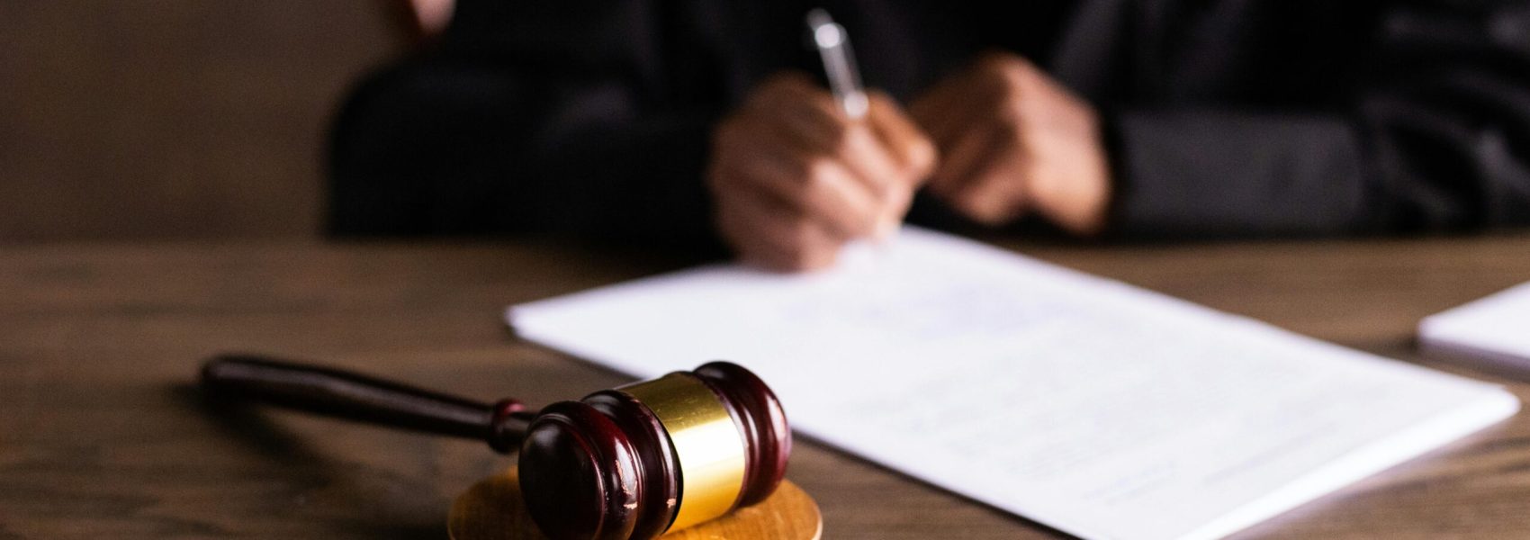 Davanın Feragat Nedeniyle Reddine Karar Verilmeden Önce Esaslı Hata Nedeniyle Davadan Feragatin İptali Talep Edilebilir mi – Beyanda Hata – Tapu İptali ve Tescil Davası – Kayseri Gayrimenkul Avukatı – Kayseri Avukat Zülküf Arslan Hukuk Bürosu Davanın Feragat Nedeniyle Reddine Karar Verilmeden Önce Esaslı Hata Nedeniyle Davadan Feragatin İptali Talep Edilebilir mi - Beyanda Hata - Tapu İptali ve Tescil Davası - Kayseri Gayrimenkul Avukatı - Kayseri Avukat Zülküf Arslan Hukuk Bürosu