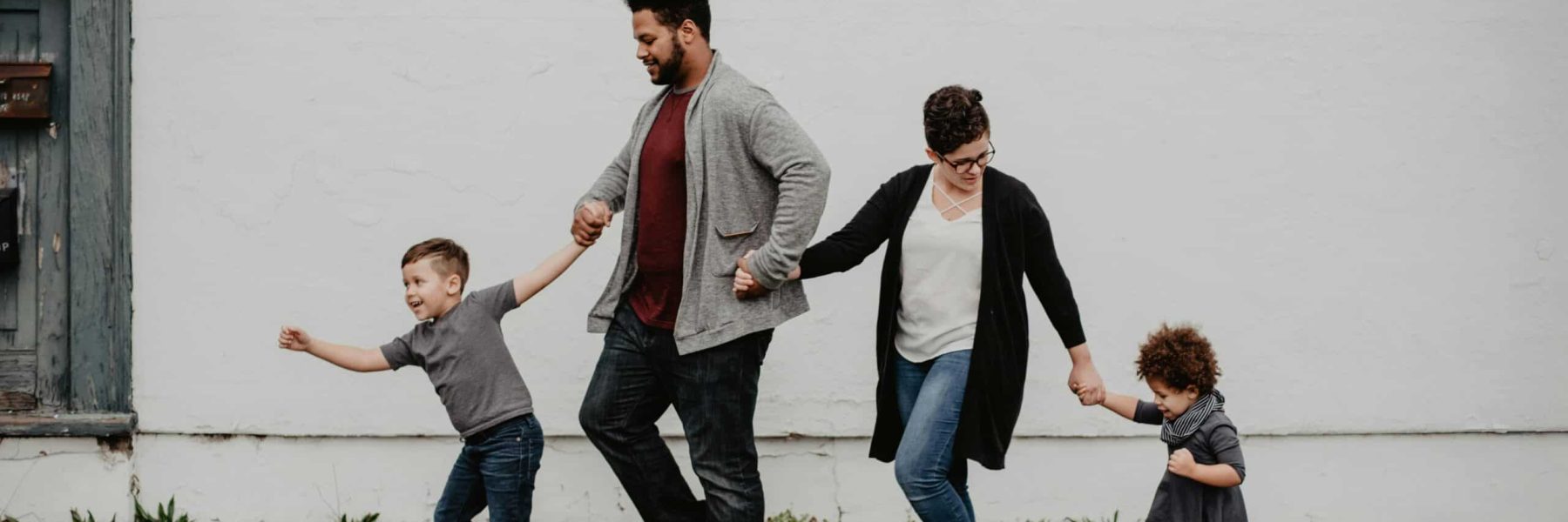 Evlat Edinenle Evlatlık Arasında Yapılan İvazlı Tasarruflar, Bağışlama Olarak Kabul Edilir mi - Kayseri Avukat - Aile Hukuku - Kayseri Gayrimenkul Avukatı - Anayasa Mahkemesi Kararı - Anayasa Mahkemesi Bireysel Başvuru - Avukat Zülküf Arslan