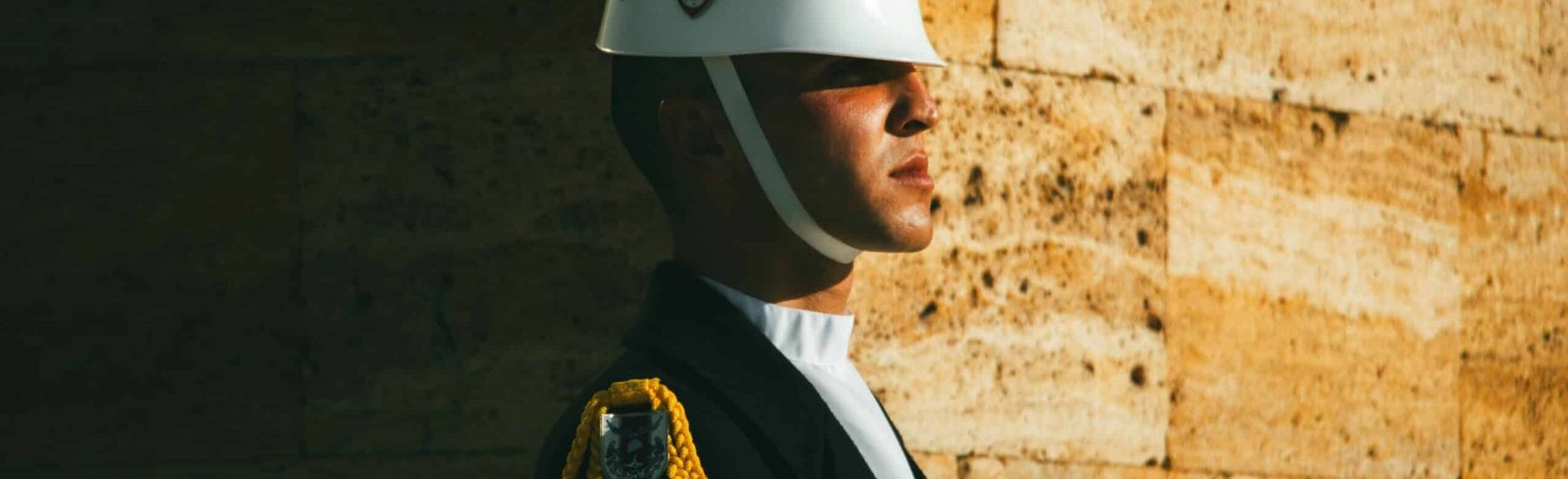 Tutuklanma Nedeniyle Terfi Edemeyen Subay ve Astsubayların Beraat Etmelerine Rağmen Maaş Farklarının Ödenmemesi - Kayseri İdare Hukuku Avukatı - AYM Bireysel Başvuru Avukatı - Anayasa Mahkemesi Bireysel Başvuru Avukatı - Anayasa Mahkemesi Kararları - Kayseri Avukat Zülküf Arslan Hukuk Bürosu