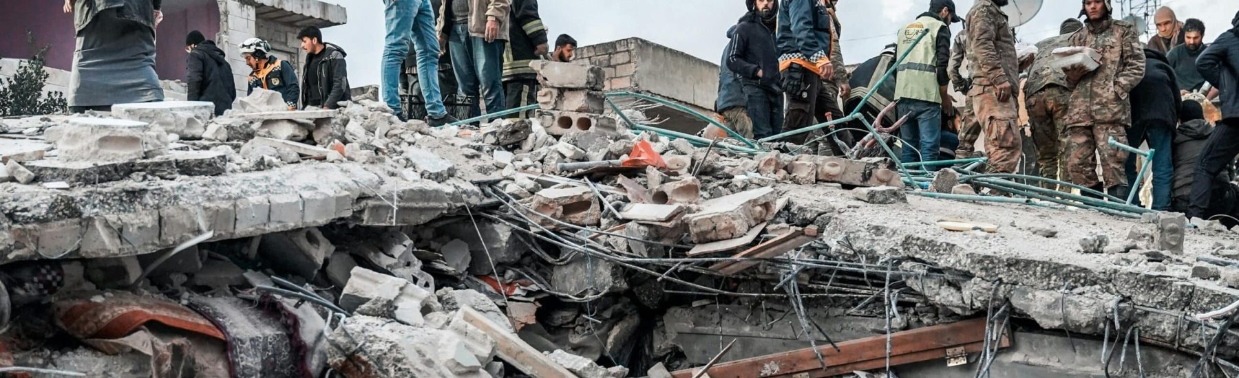 Depremde Binanın Yıkılması veya Hasar Görmesi Nedeniyle İlgili İdareye ve Müteahhide Karşı Maddi ve Manevi Tazminat Davası Açılması - AYM Bireysel Başvuru Avukatı - Anayasa Mahkemesi Bireysel Başvuru Avukatı - Anayasa Mahkemesi Kararı - Kayseri Gayrimenkul Avukatı - Kayseri Avukat Zülküf Arslan Hukuk Bürosu