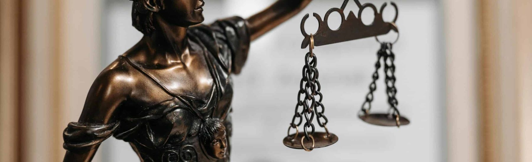 2025-2026 AAÜT / Avukatlık Asgari Ücret Tarifesi, 04.11.2025 tarihli ve 33067 sayılı Resmî Gazete'de yayımlanarak yürürlüğe girmiştir - Kayseri Avukat Zülküf Arslan Hukuk Bürosu